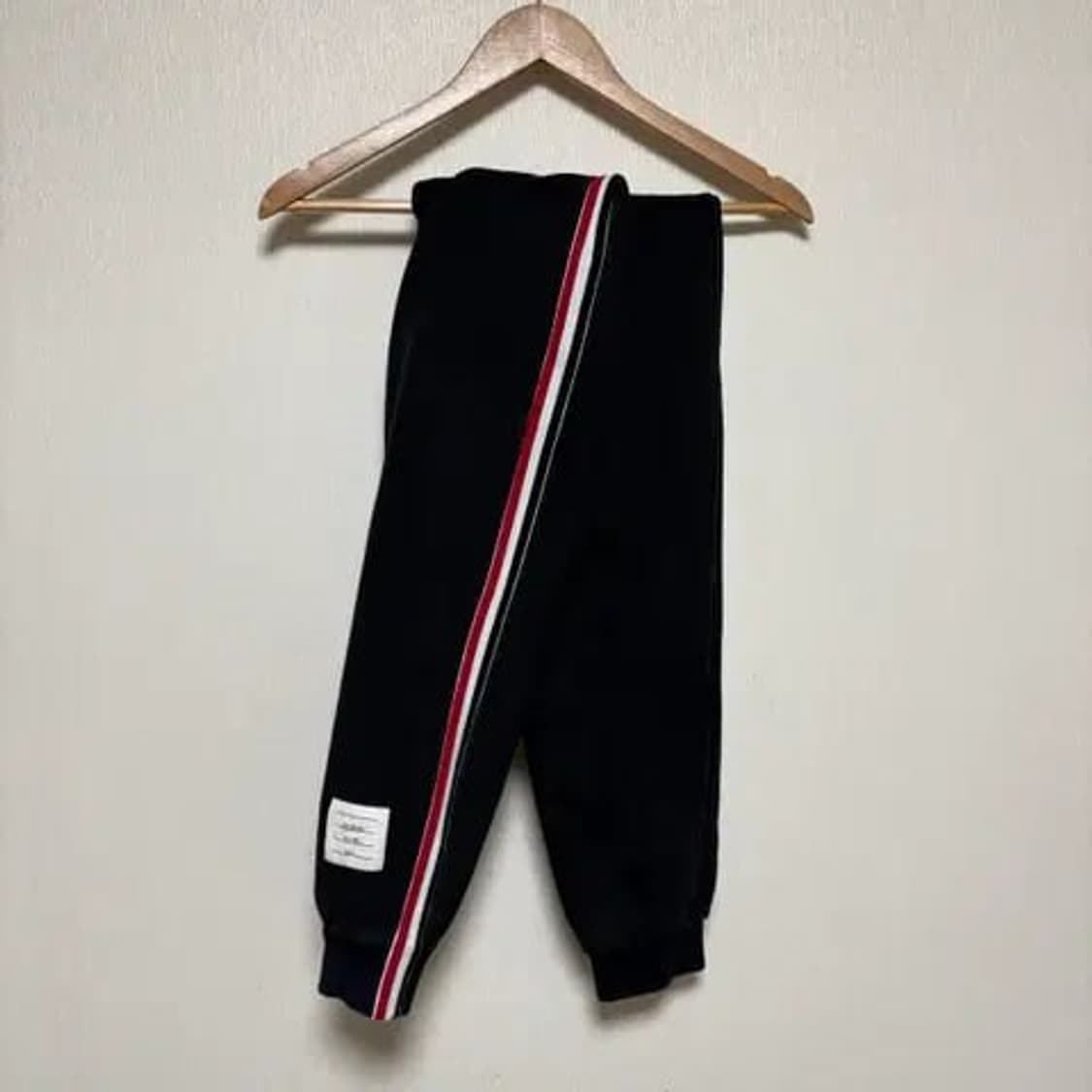 [1] 톰브라운 삼선 조거팬츠 상품이미지2