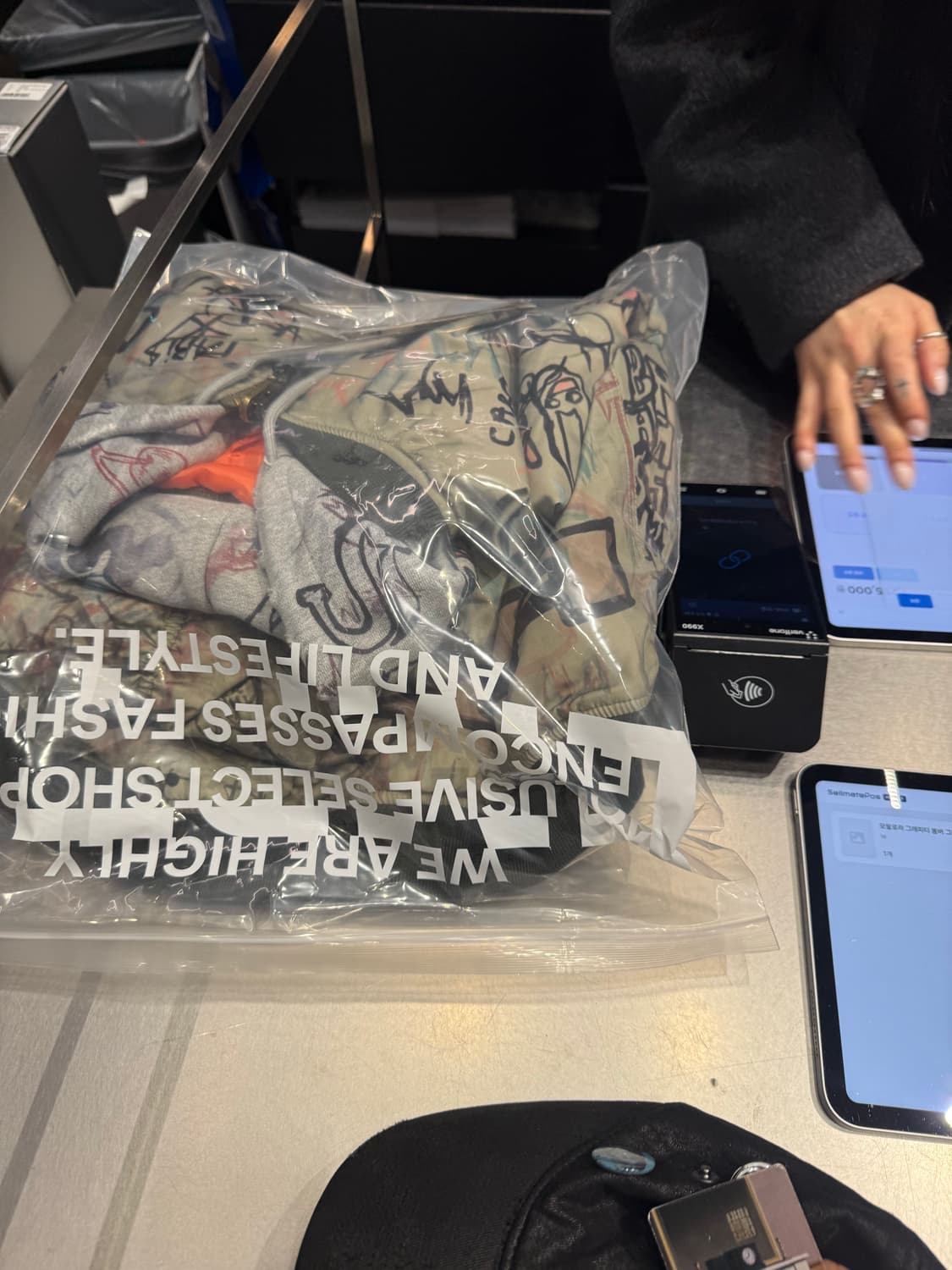 모와롤라 그래피티 후드봄버 m 상품이미지2