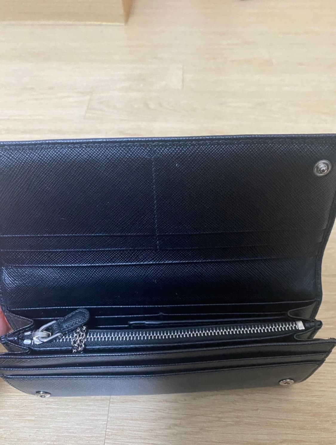 프라다 지갑 상품이미지8