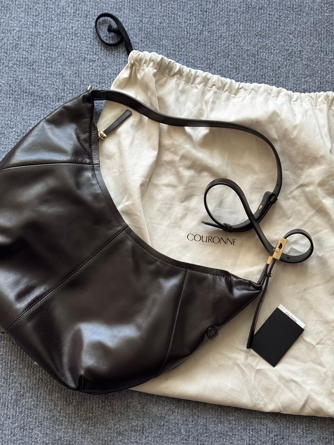 쿠론 포제르 백 브라운 상품이미지1