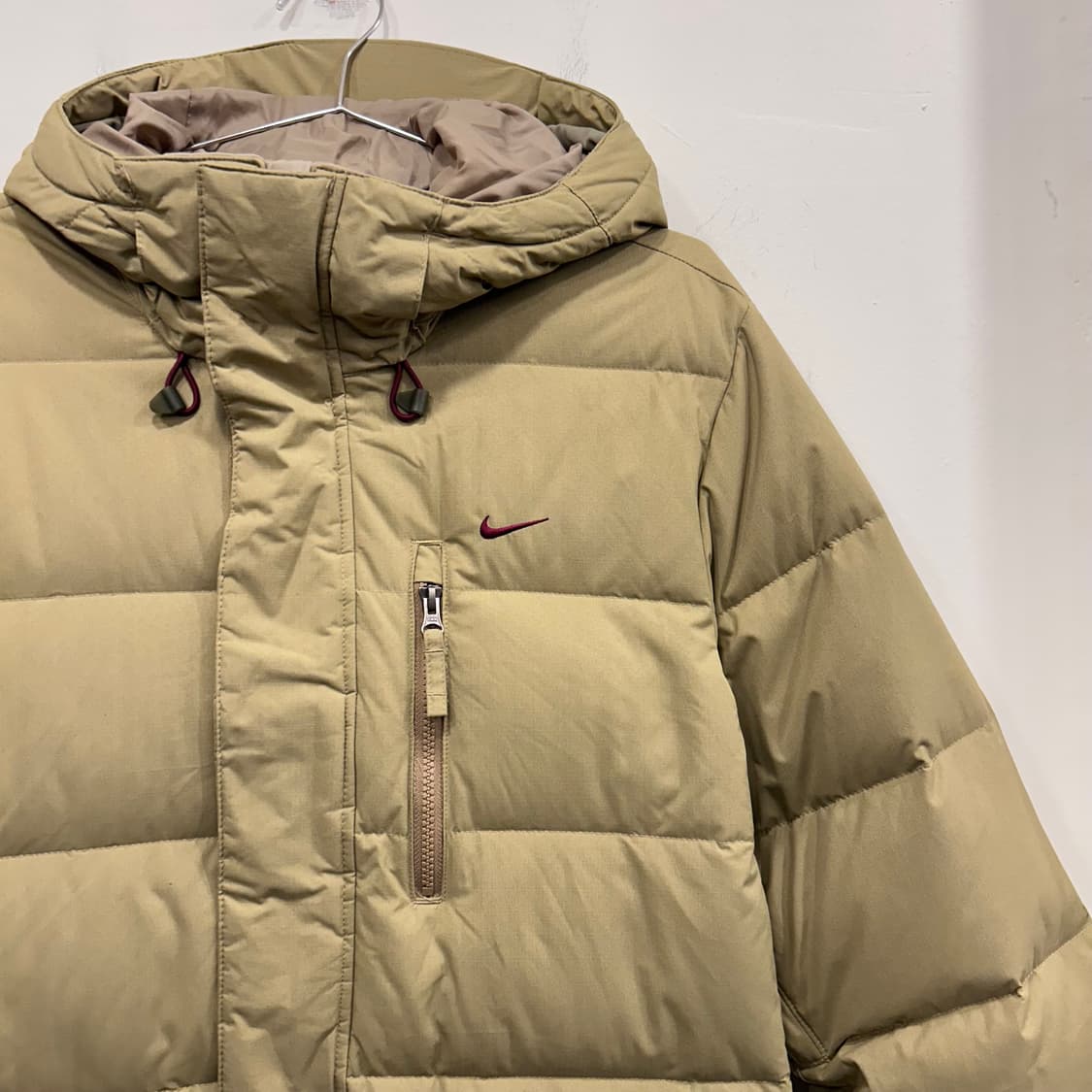 나이키 에슬레틱 구스다운 배색 후드 패딩 상품이미지1