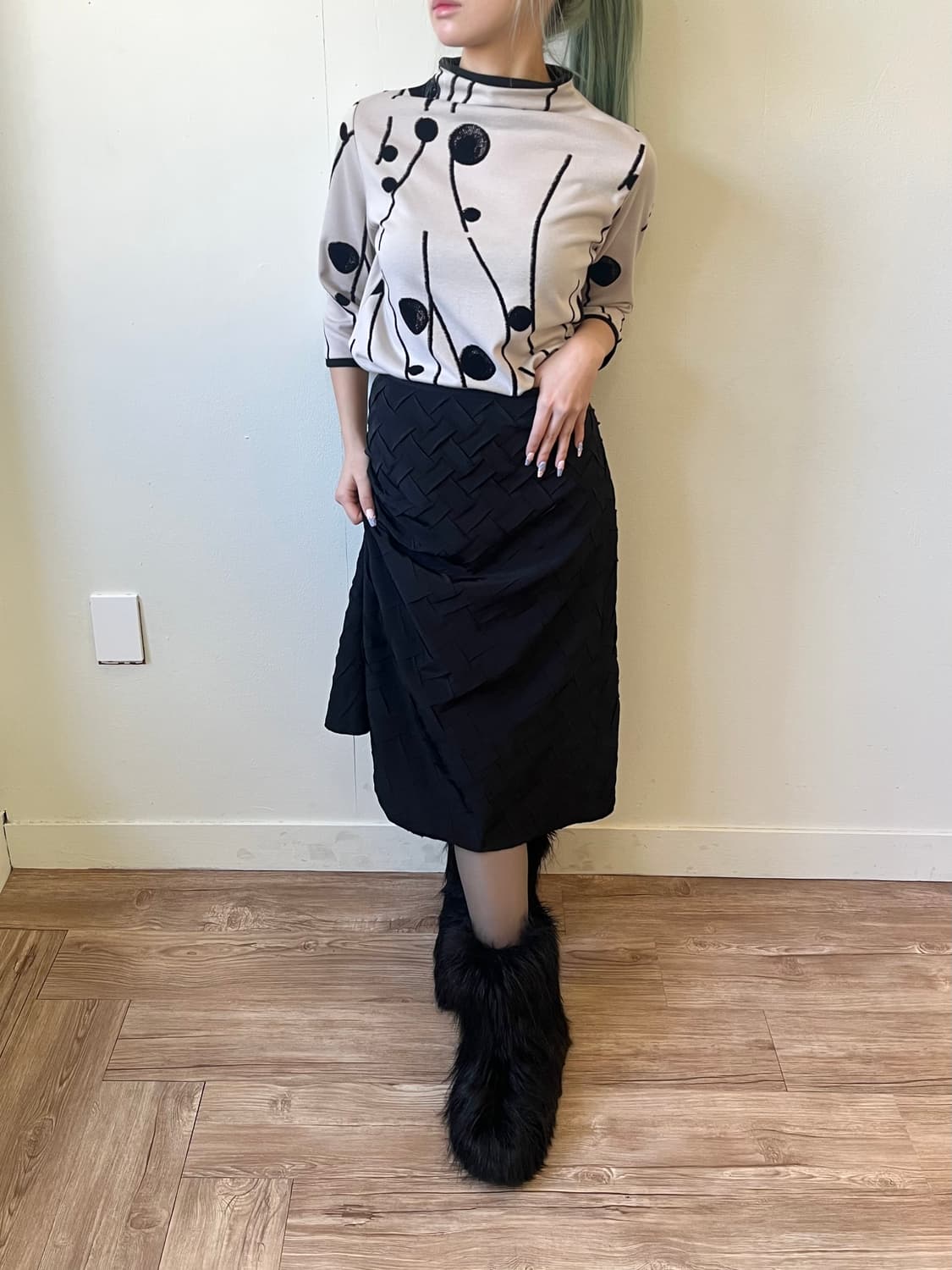 Rough Rare 아크 패턴 터틀넥 상품이미지4