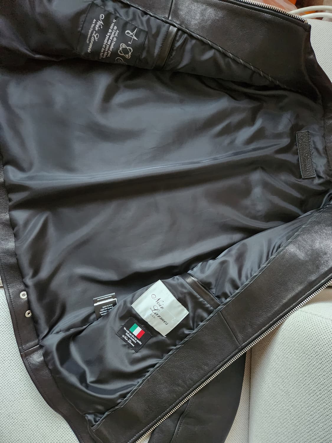 느와르 라르메스 jk8 가죽자켓 46사이즈 상품이미지3