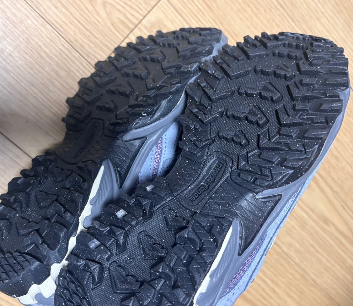 (새제품)뉴발란스 ML610T 아크틱 그레이 - D 스탠다드 235사이즈 상품이미지3