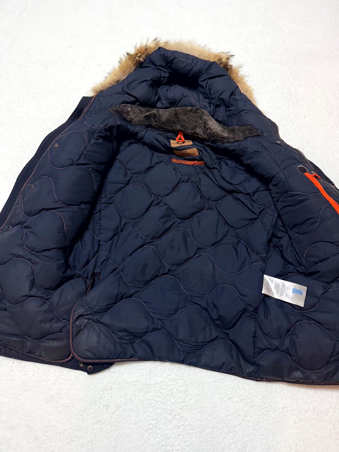 정품 파라점퍼스 코디악 패딩 상품이미지9