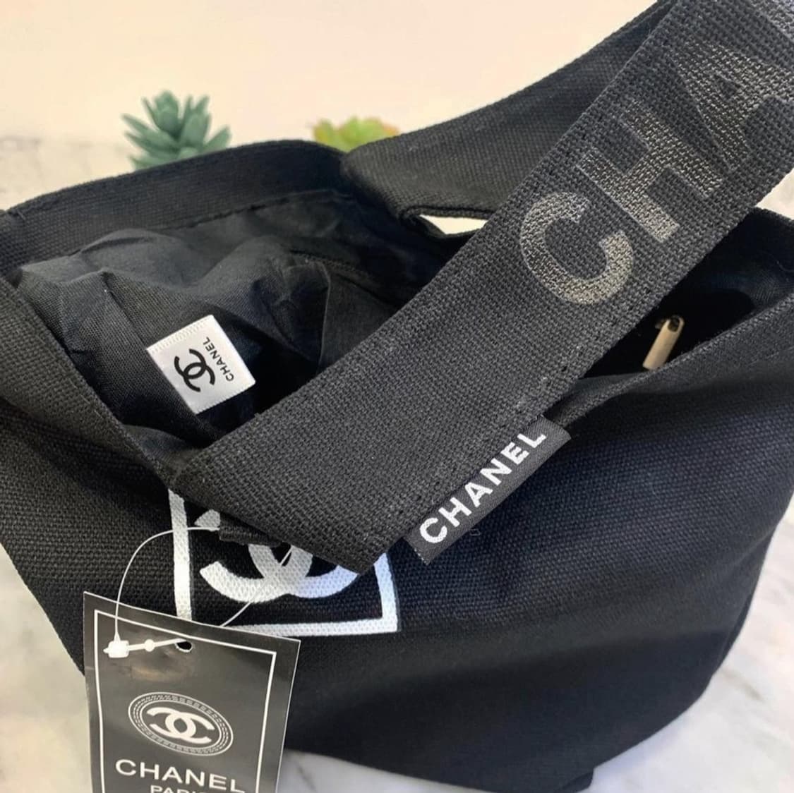 샤넬 캔퍼스 에코백 토트백 상품이미지4