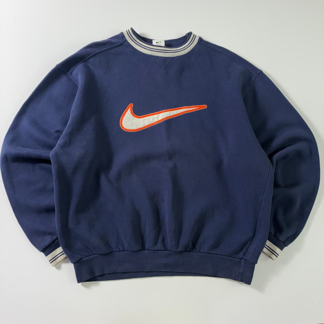Nike  나이키 90,s 올드스쿨 빅스우시 네이비 맨투맨  상품이미지2
