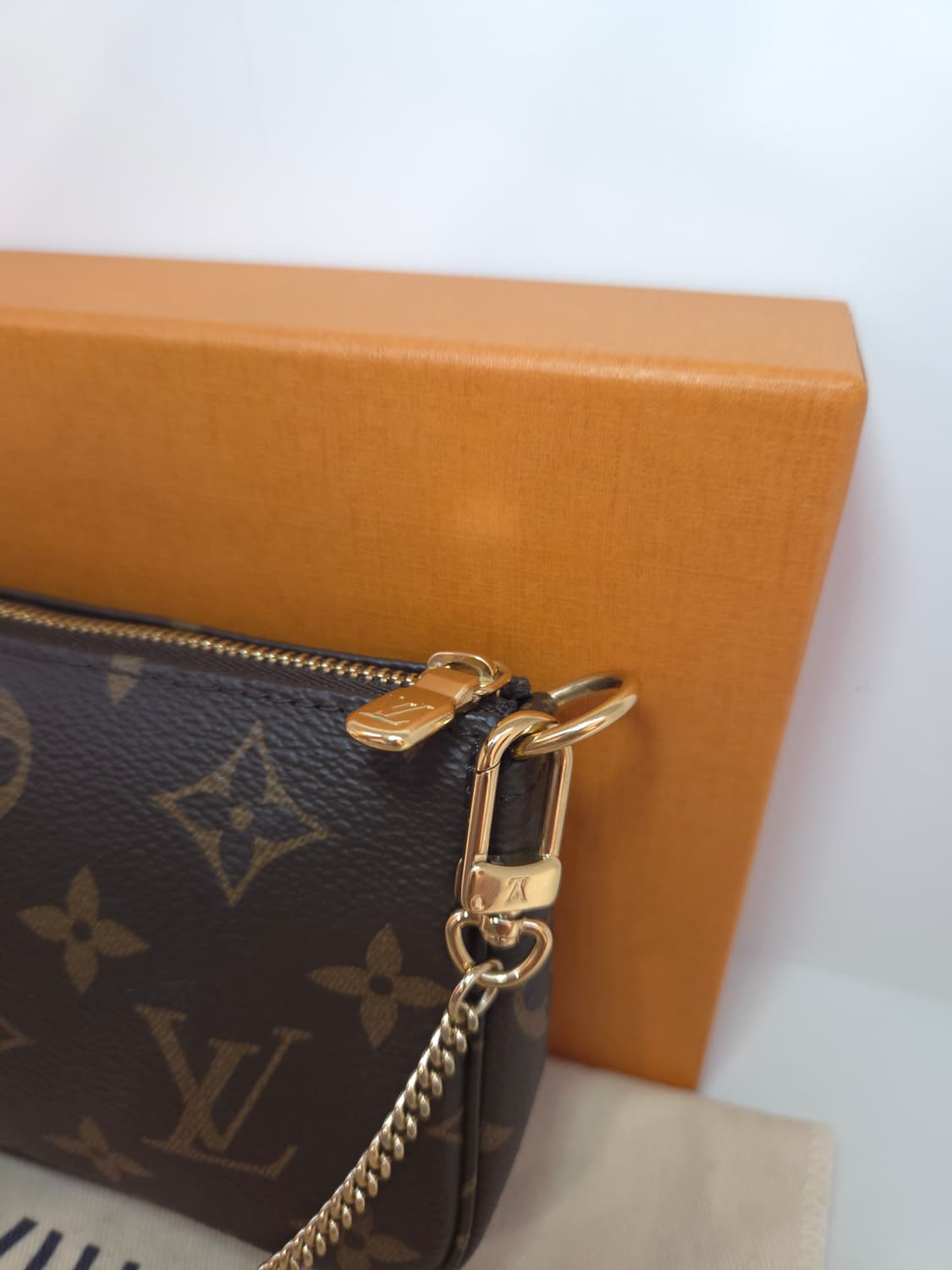 루이비통 미니 포쉐트 악세수아 (수수료X) 상품이미지2