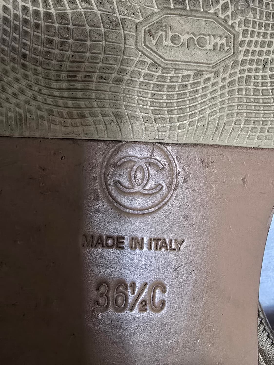 (정품) 샤넬 진주 가죽 샌들 36.5(명품 여자 신발 슬리퍼 뮬) 상품이미지5