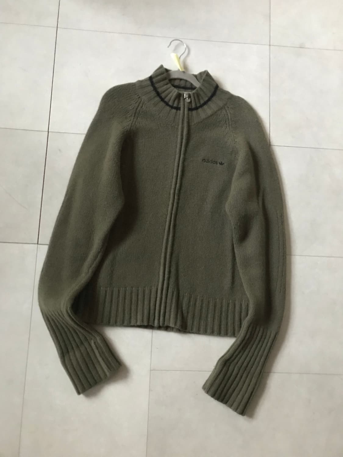 아디다스 00s 카키 니트집업 상품이미지8