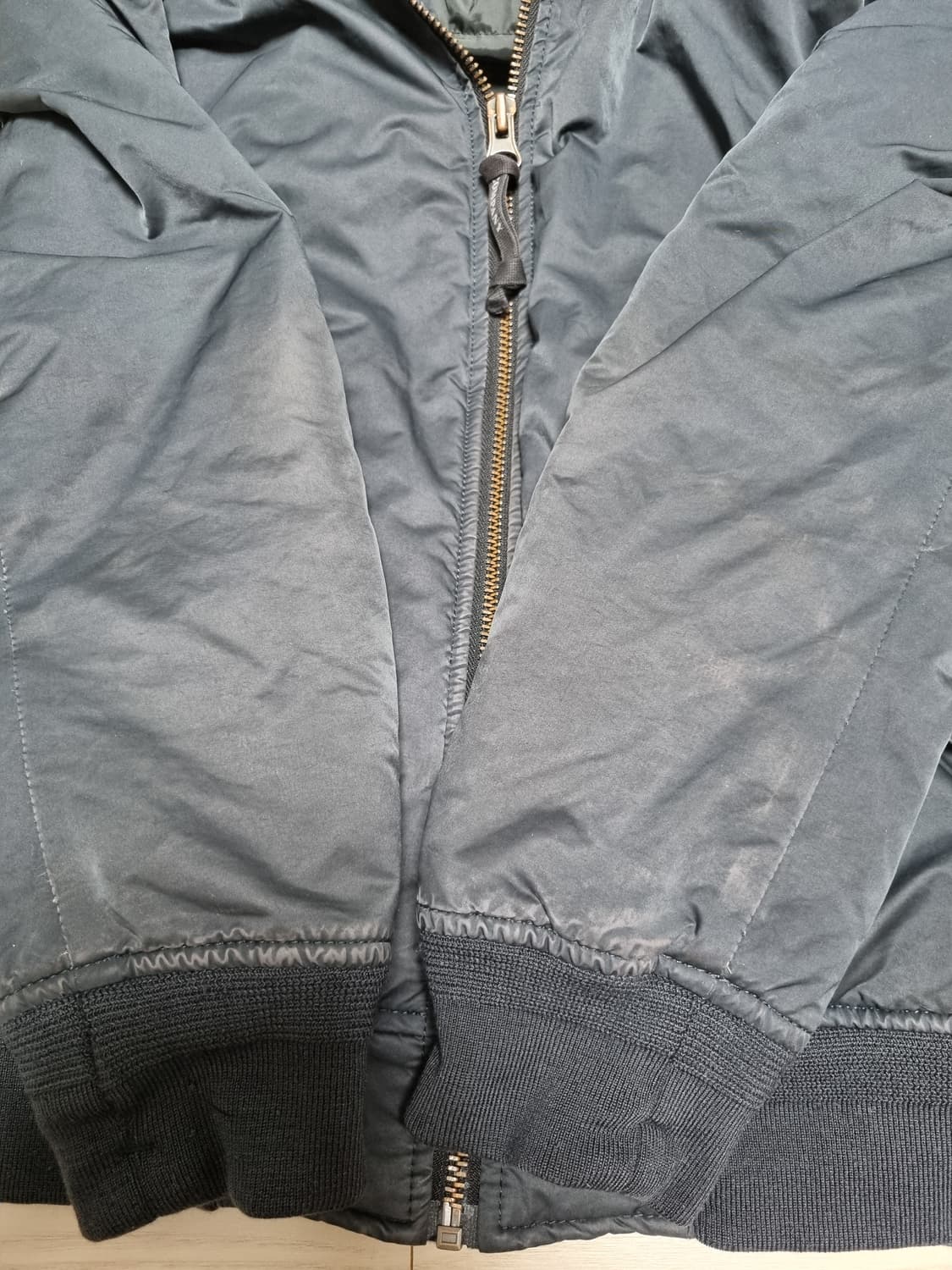 cp컴퍼니 패딩 봄버자켓 상품이미지9