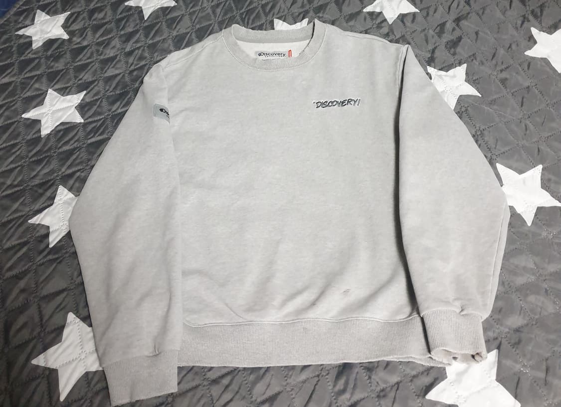 디스커버리 디스트로이드 커스텀 와펜 맨투맨 그레이 (100) 상품이미지1