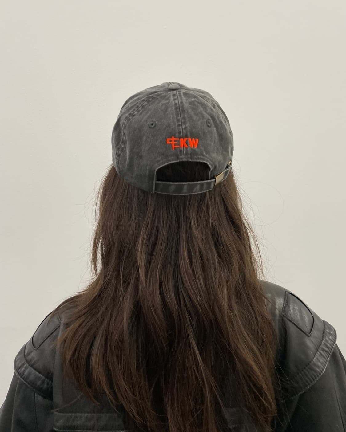 베를린 KW Institute for Contemporary Art 볼캡 상품이미지3