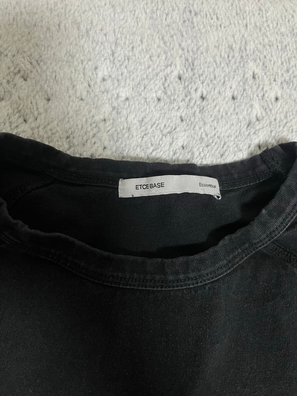 [M] Etce 베이스 핑거홀 롱슬리브 무민서 블랙 긴팔 티셔츠 상품이미지4
