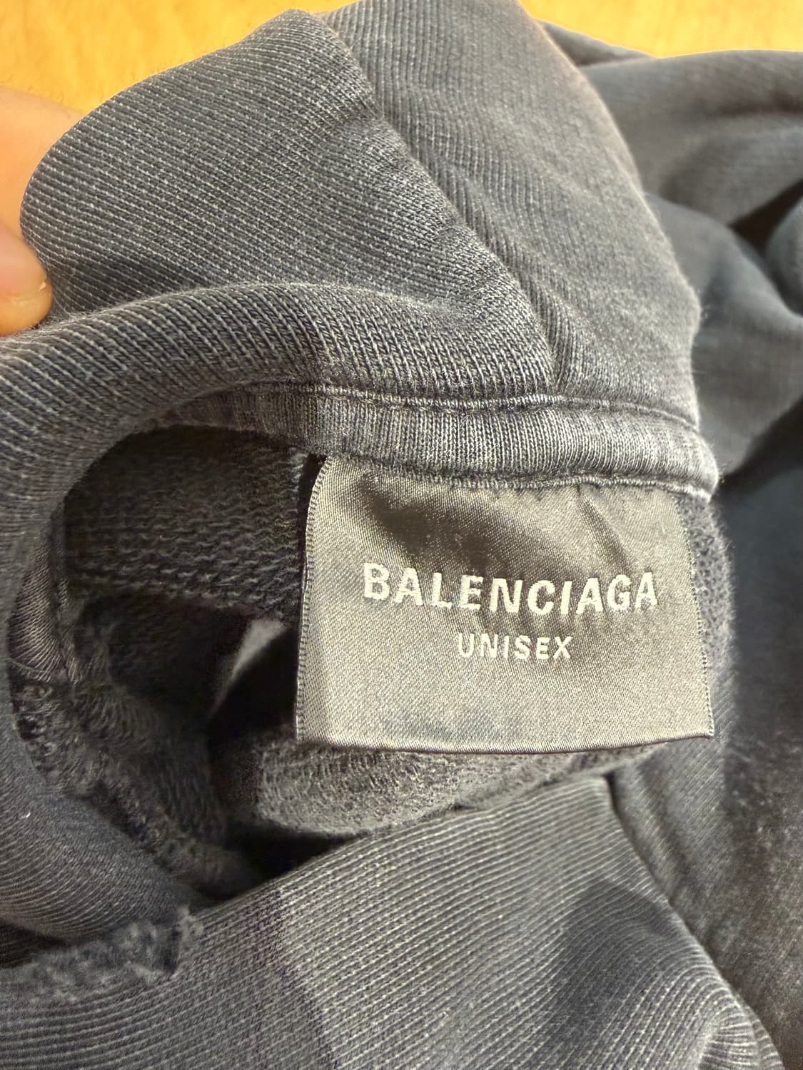 발렌시아가 런웨이 버젼 애플 후드 상품이미지8