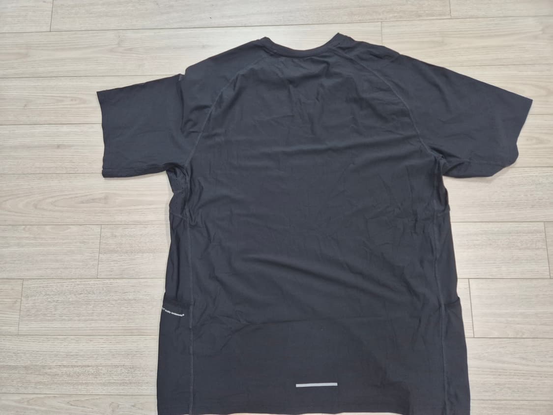 코오롱 24/7 시리즈 랩테크 쿨링 티셔츠  블랙 색 상품이미지4