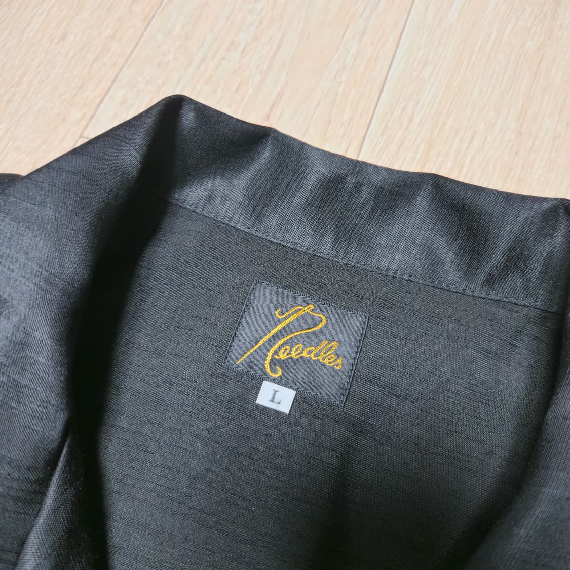 L) 블랙 니들스 숏슬리브 카우보이 원업 폴리 슬럽 사틴 셔츠 상품이미지4