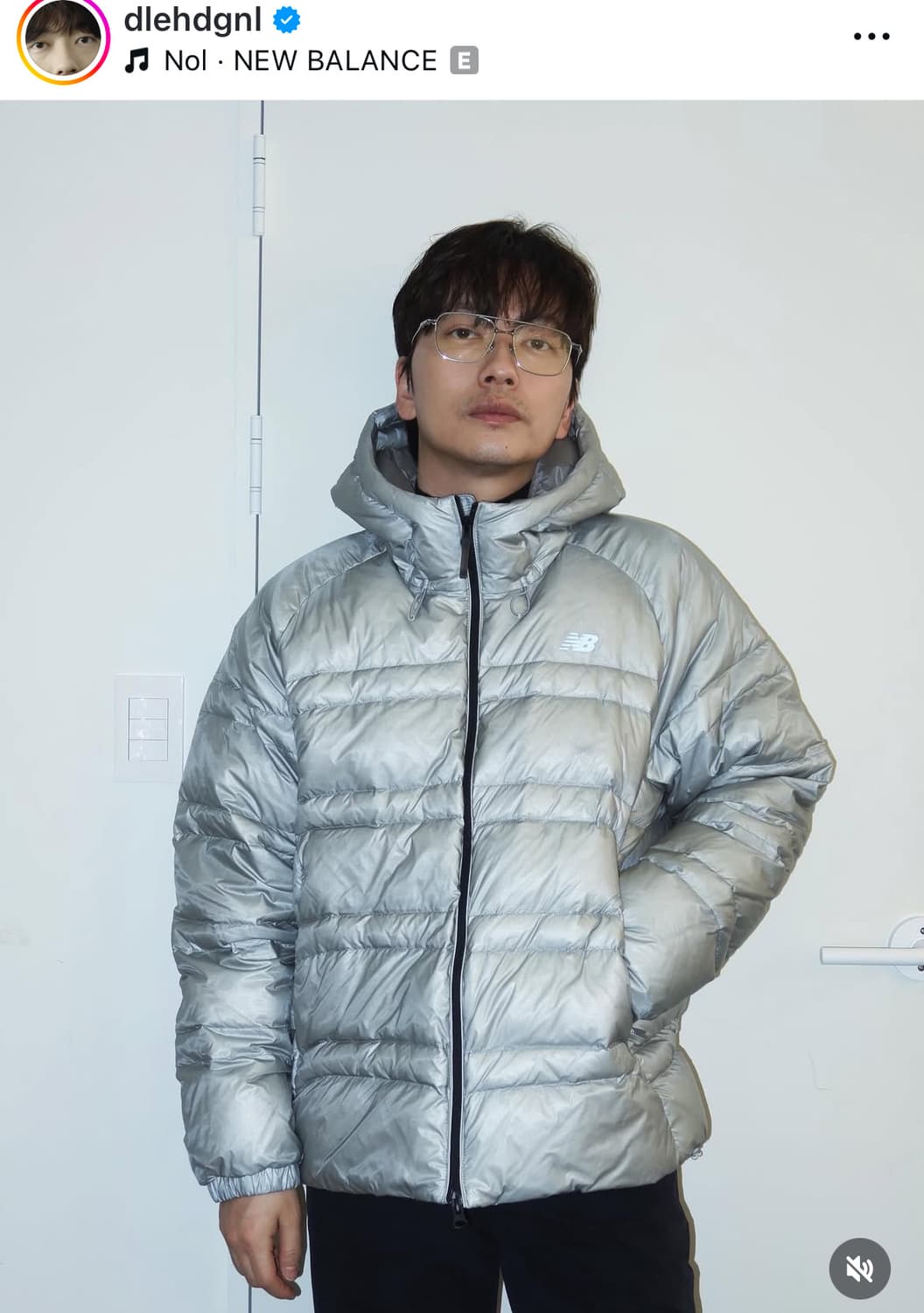 뉴발란스 플라잉 77 슈퍼라이트 후드 구스다운 자켓 상품이미지2