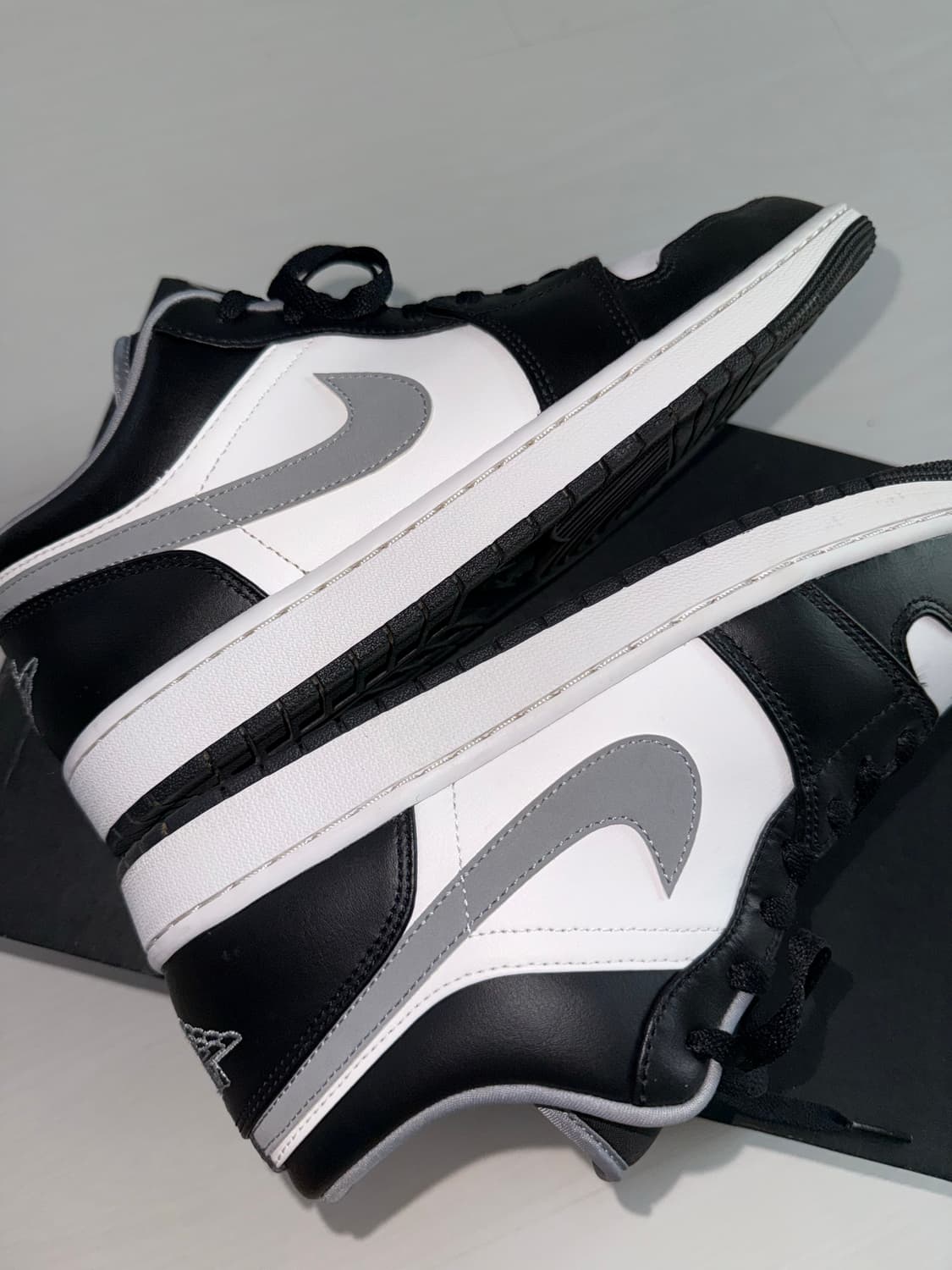 [290] 조던 1 로우 블랙 파티클 그레이 상품이미지3