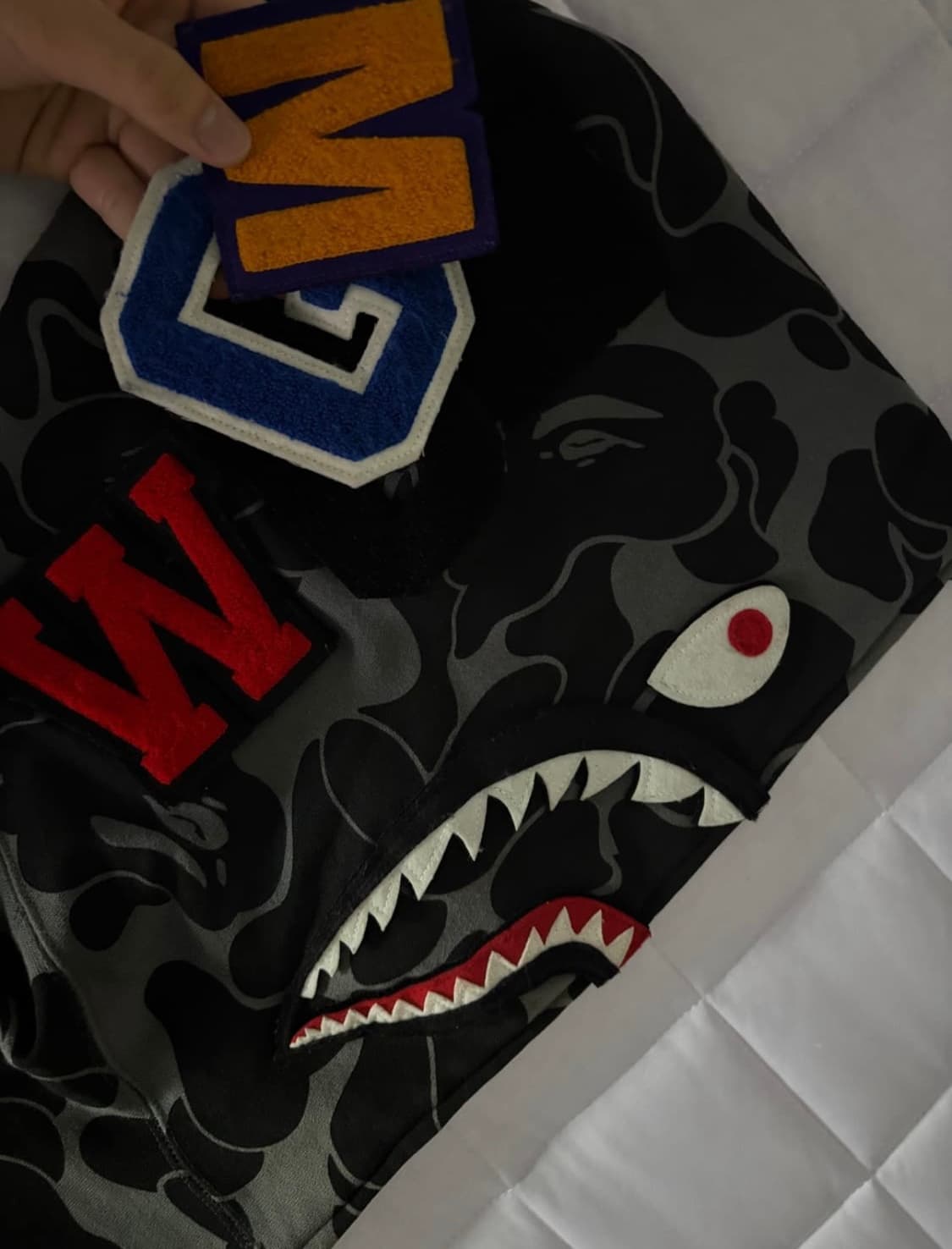(bape)베이프 디태처블 샤크후드 XL 상품이미지3