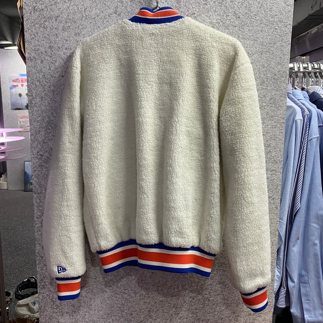 뉴에라 화이트 배색 쉐르파 버튼 자켓 B3188 상품이미지5