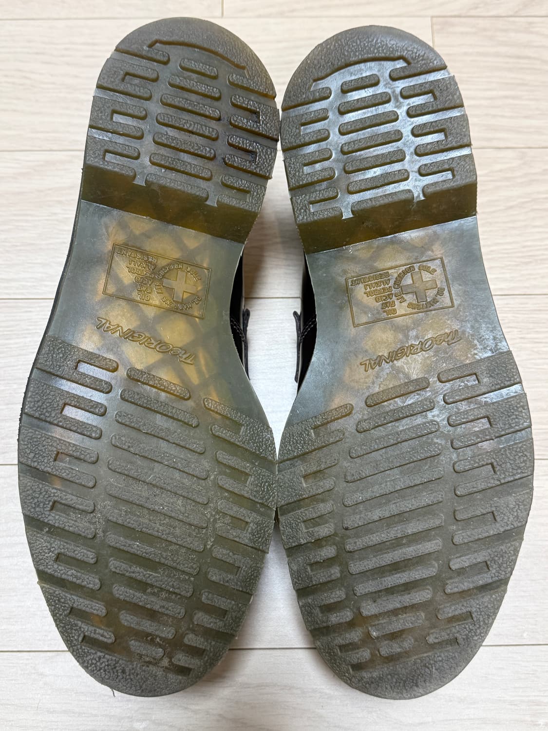 닥터마틴 아드리안 체리레드 270 상품이미지6