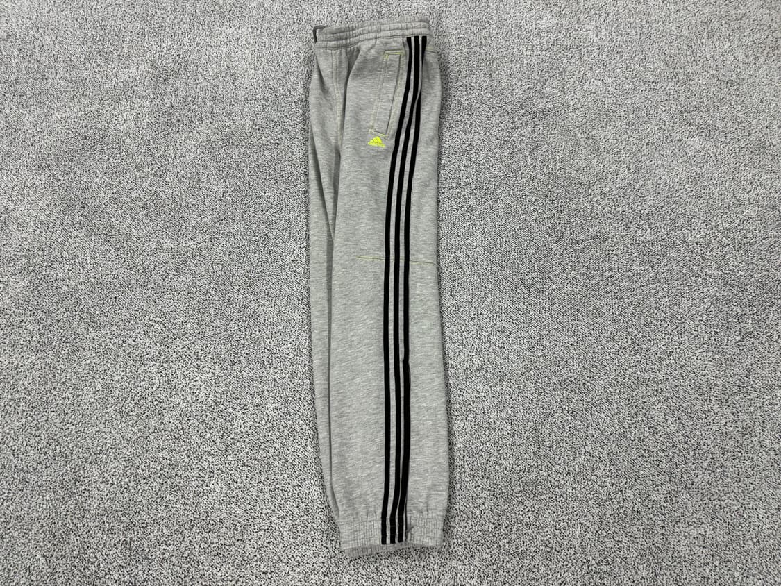 아다다스 퍼포먼스 에센셜 조거팬츠 상품이미지3