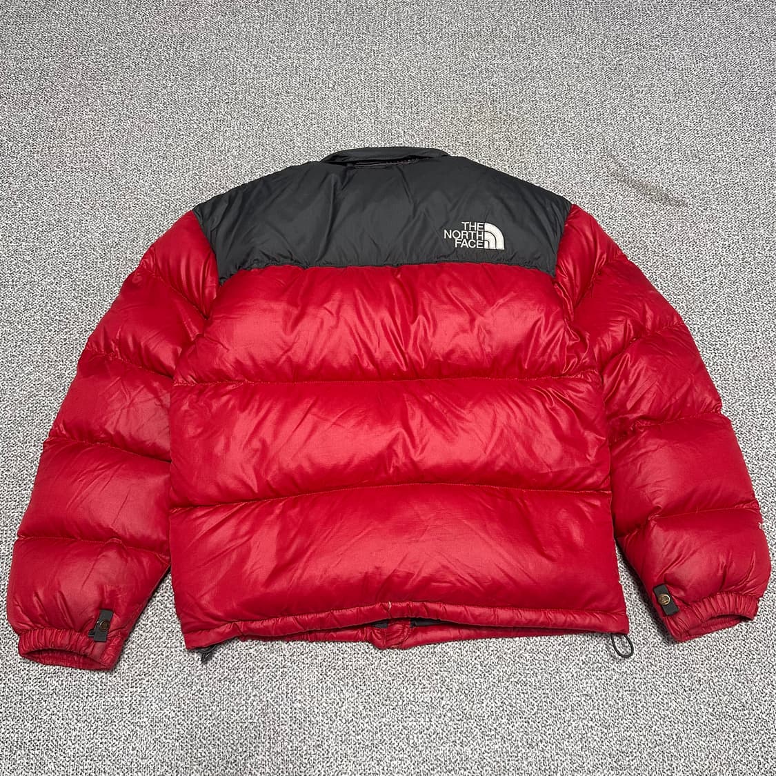 노스페이스 눕시 패딩 레드/블랙 상품이미지3