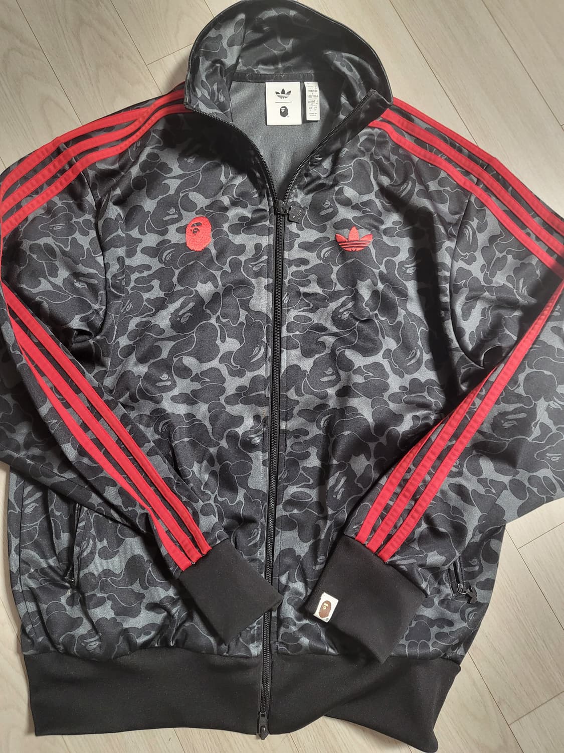 베이프 아디다스져지 판매합니다. 상품이미지1