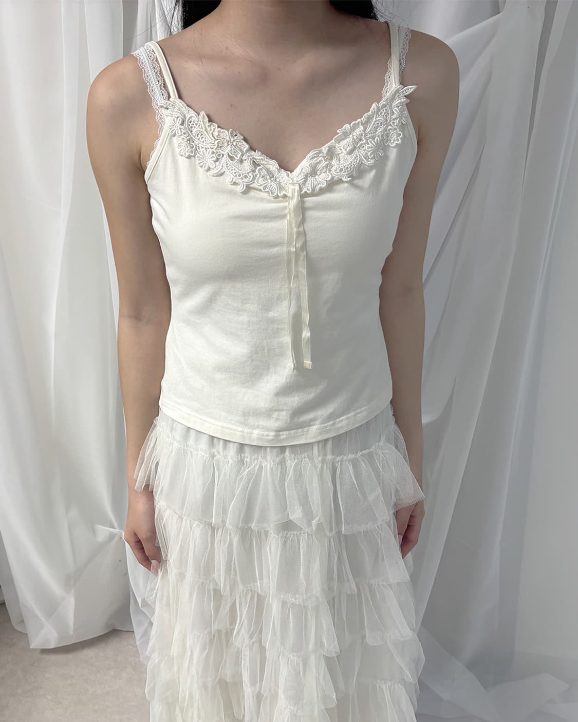 LAURA ASHLEY creamy lace strap sleeveles 상품이미지8