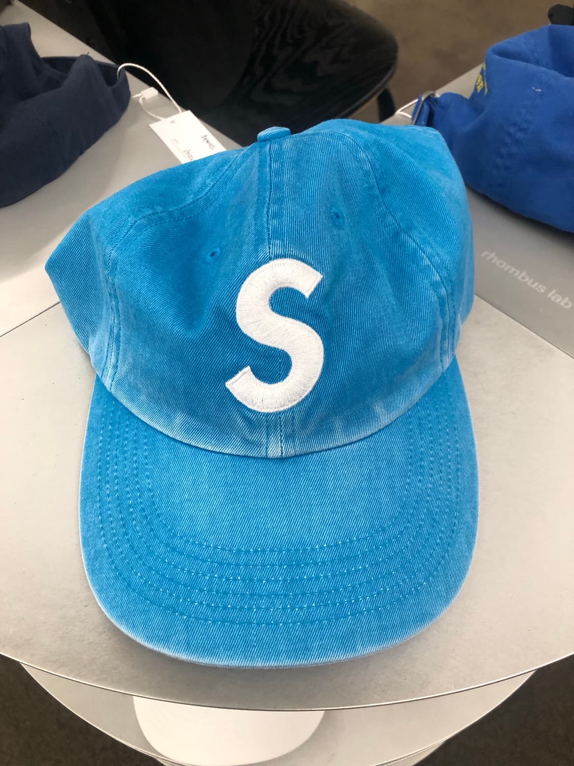 25ss 피그먼트 코티드 s로고 6패널 캡 상품이미지1