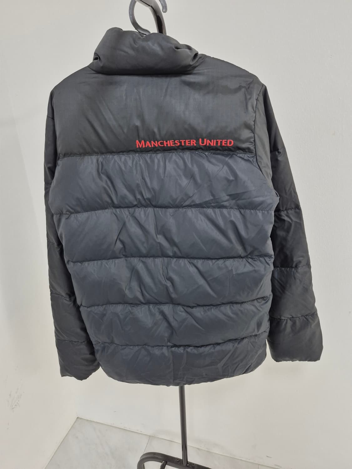 나이키 정품 맨체스터 유나이티드 오리털패딩 90사이즈 실사이즈 95 상품이미지2
