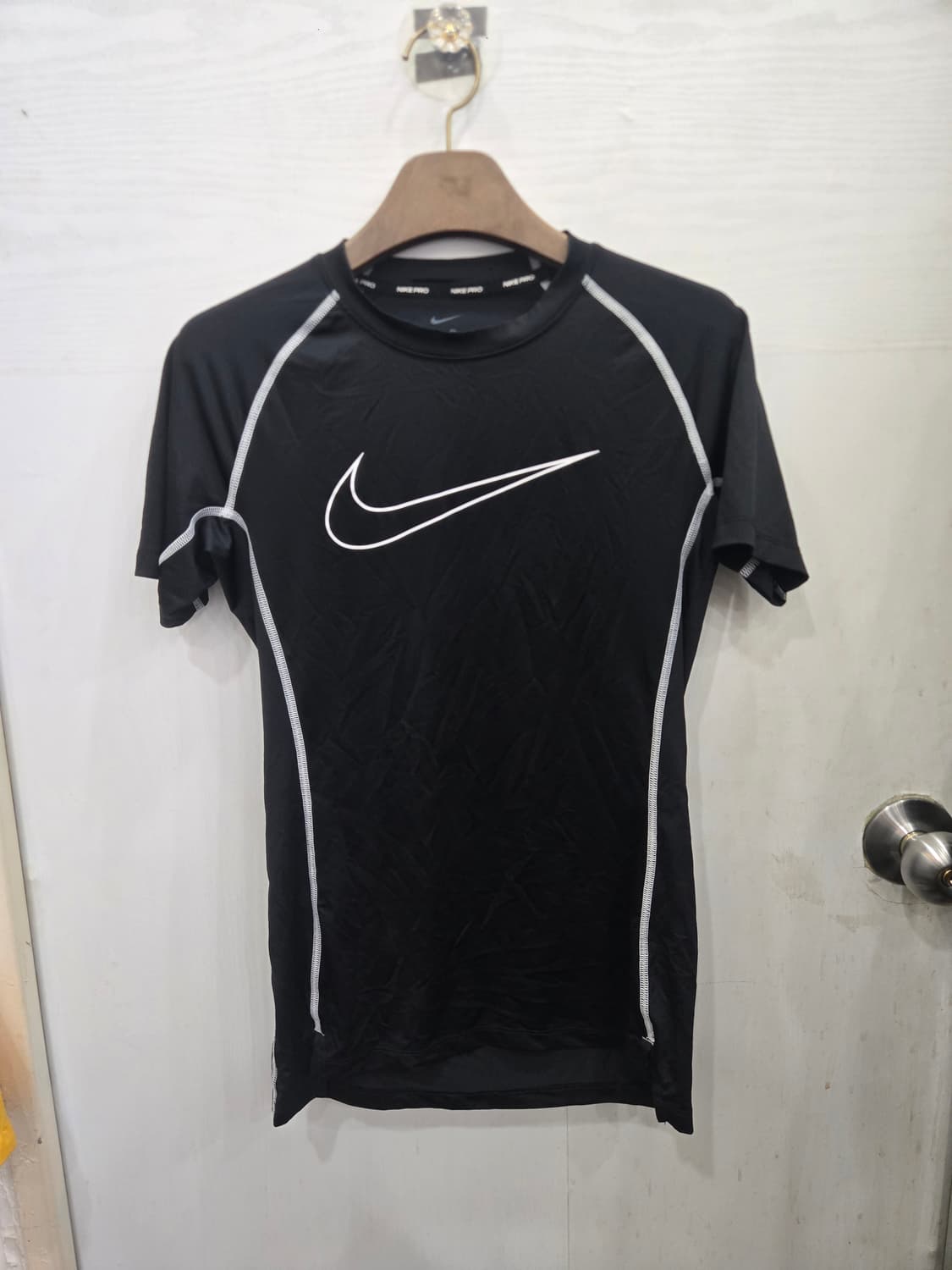 M,95 )) NIKE PRO 나이키 프로 반팔티셔츠! 달라붙는 핏~ 상품이미지1