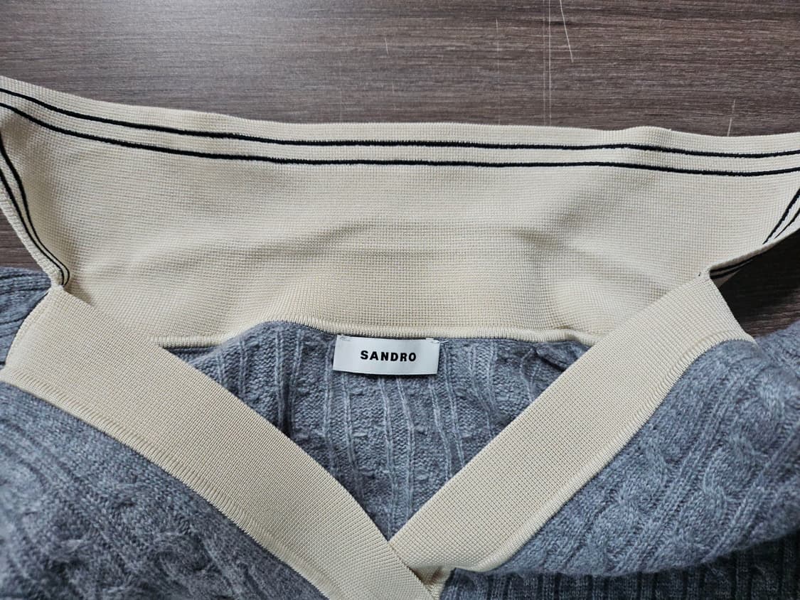 산드로 캐시미어 울 혼방 케이블 콘트라스트 칼라 가디건 1 상품이미지4