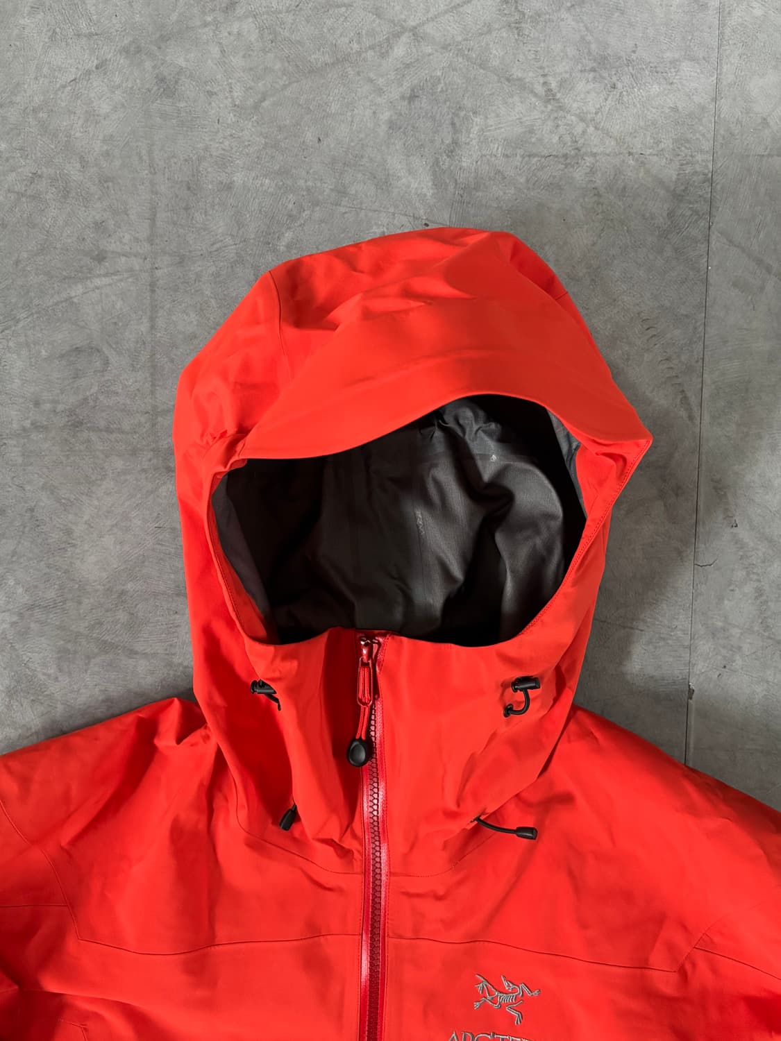 Arcteryx 아크테릭스 레드오렌지 알파 SV 고어텍스 자켓 상품이미지6