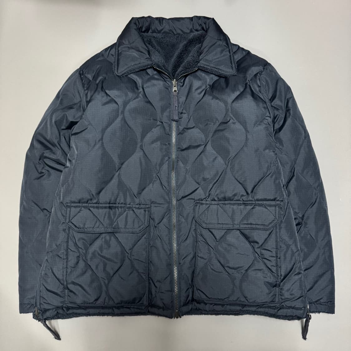 타이온(TAION) 다크네이비 퀄트 밀리터리 라인 리버시블 플리스 자켓 상품이미지7