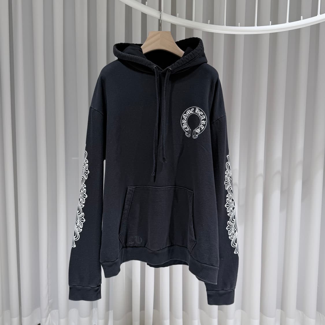 XXL / 크롬하츠 홀스슈 플로랄 블랙 후드티셔츠 상품이미지1