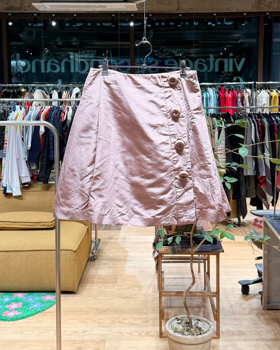 프라다 핑크 실크 핀턱 랩 미디스커트  상품이미지1