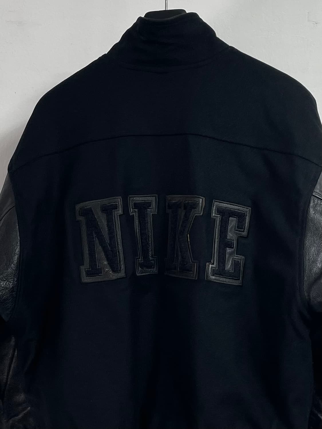 90s 나이키 리얼레더 빅로고 바시티자켓 (on.194) 상품이미지2