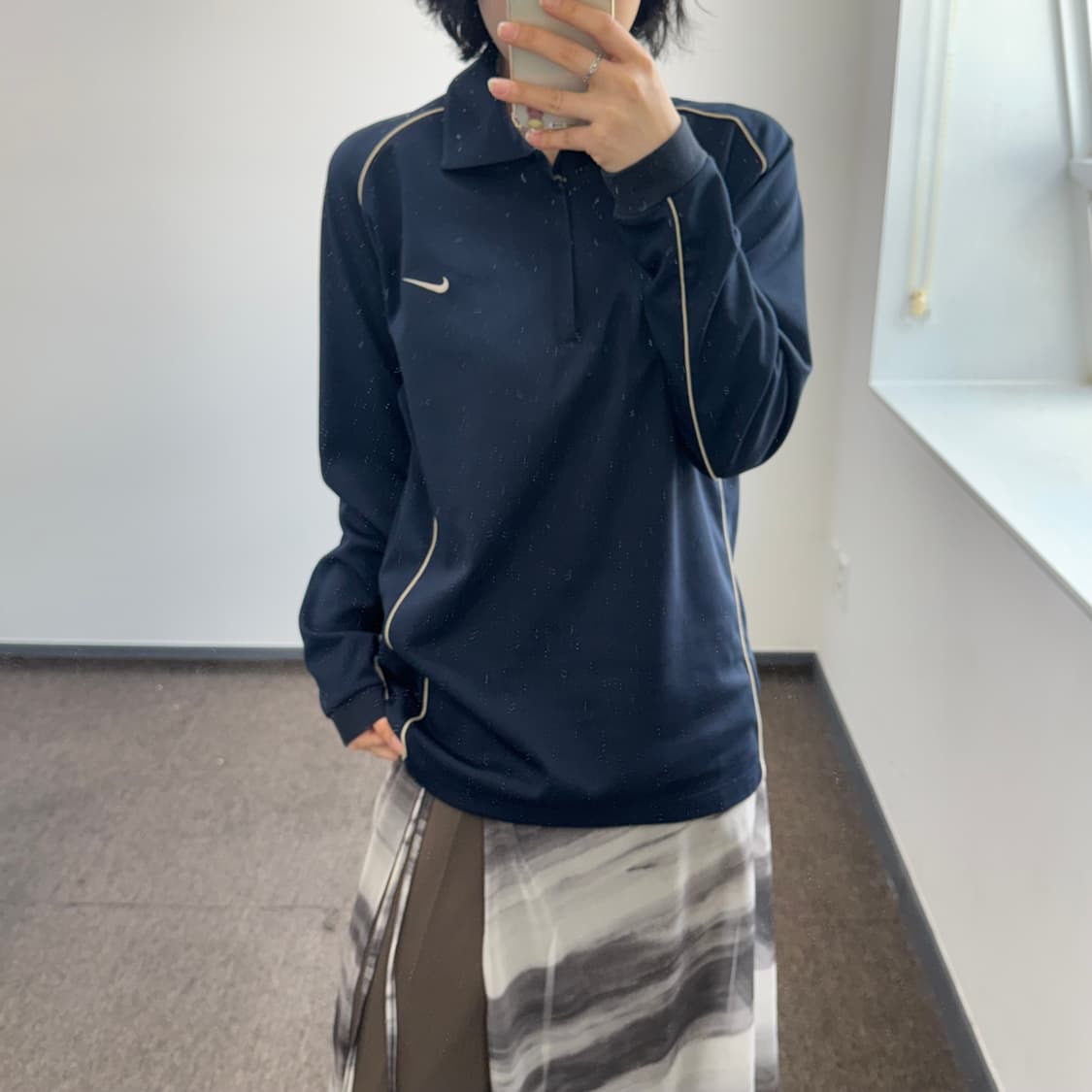 Nike 나이키 올드스쿨 네이비 롱슬리브 상품이미지2