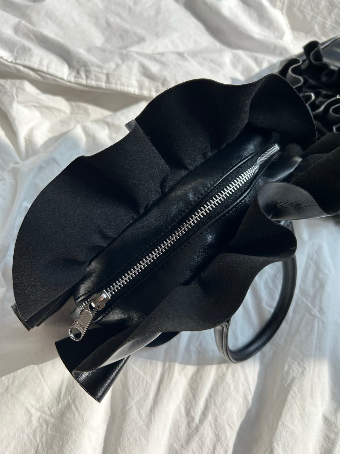 꼼데가르송 러플 가방 상품이미지5