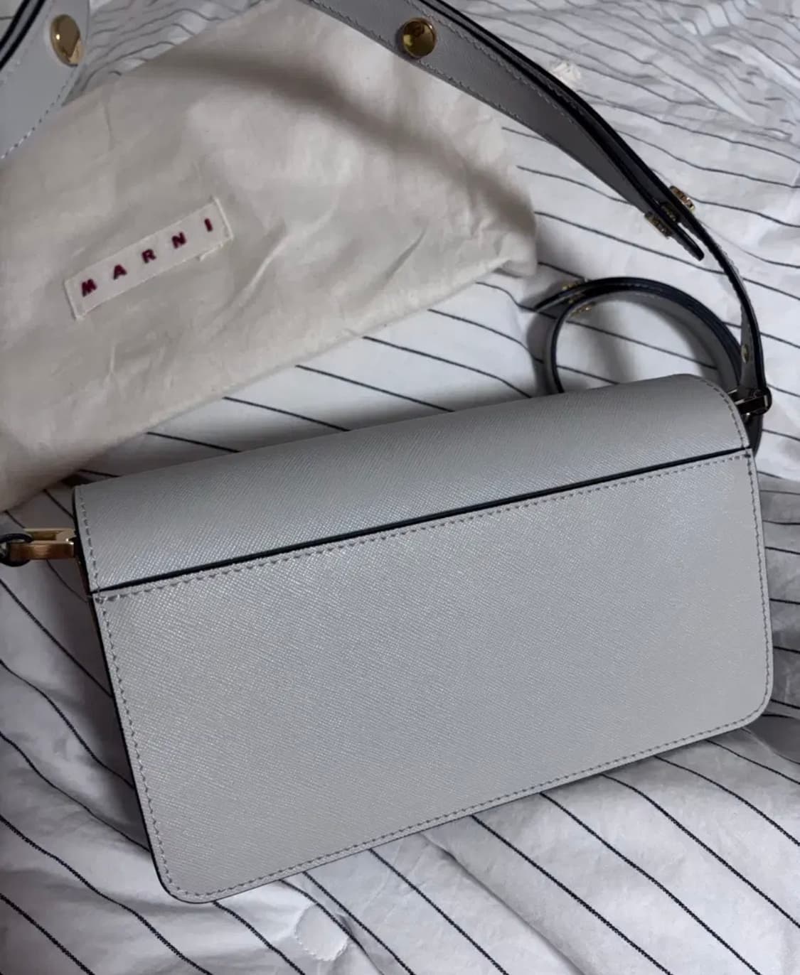 (새상품급) 마르니 이스트 웨스트 트렁크백 펠리칸 상품이미지2