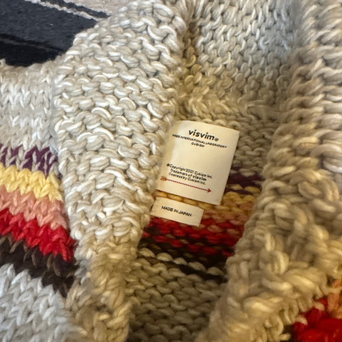 비즈빔 25fw 코위찬 니트 상품이미지2