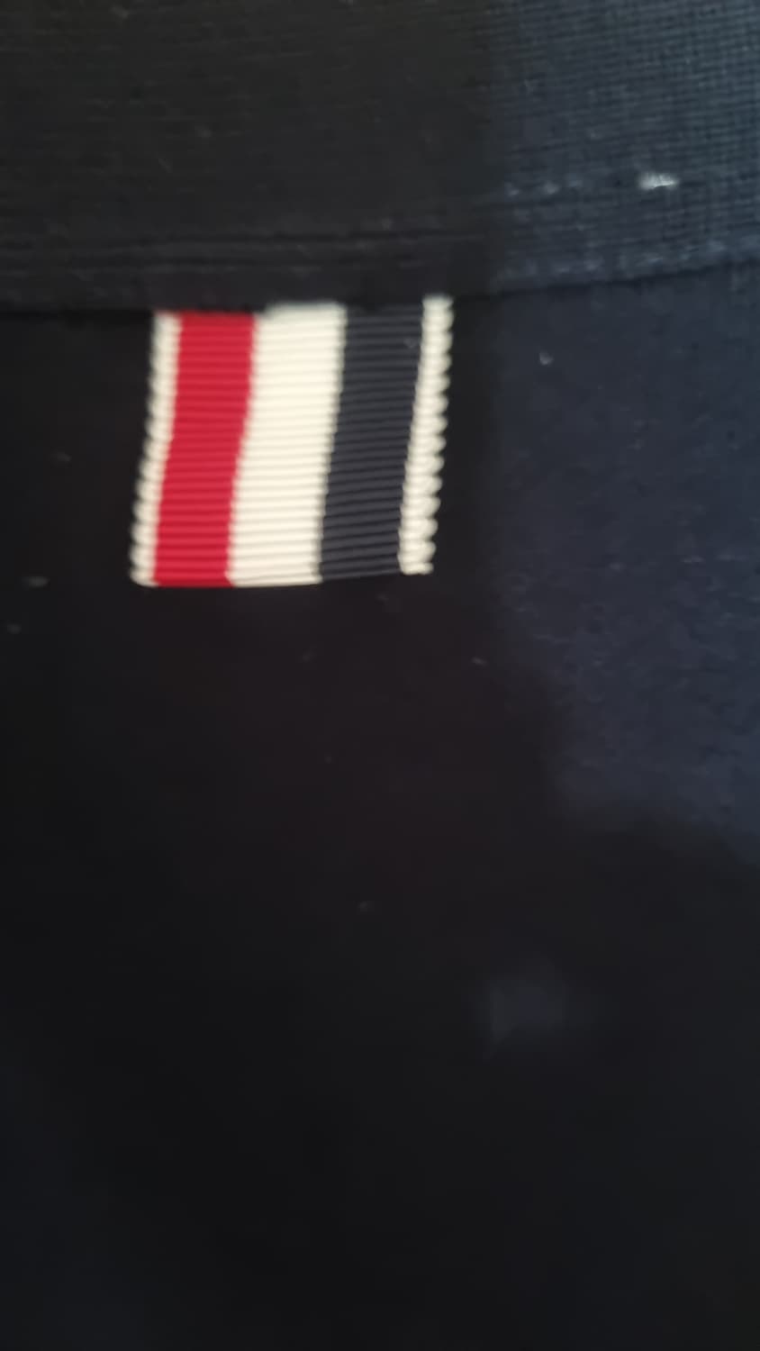 톰브라운 네이비가디건. L/XL 상품이미지3