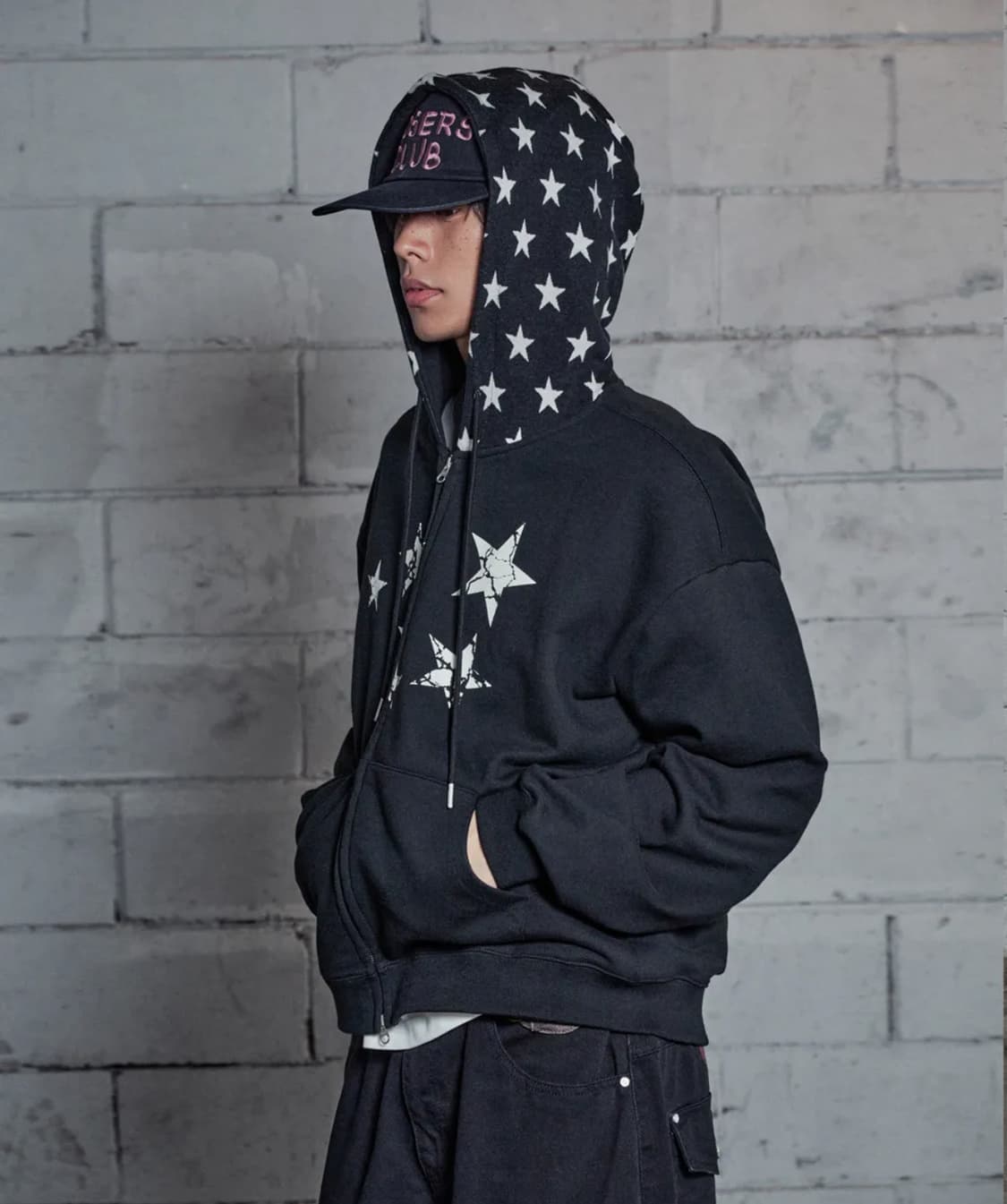 루저스클럽 스타 그래픽 투웨이 후드 집업 블랙 2 상품이미지3