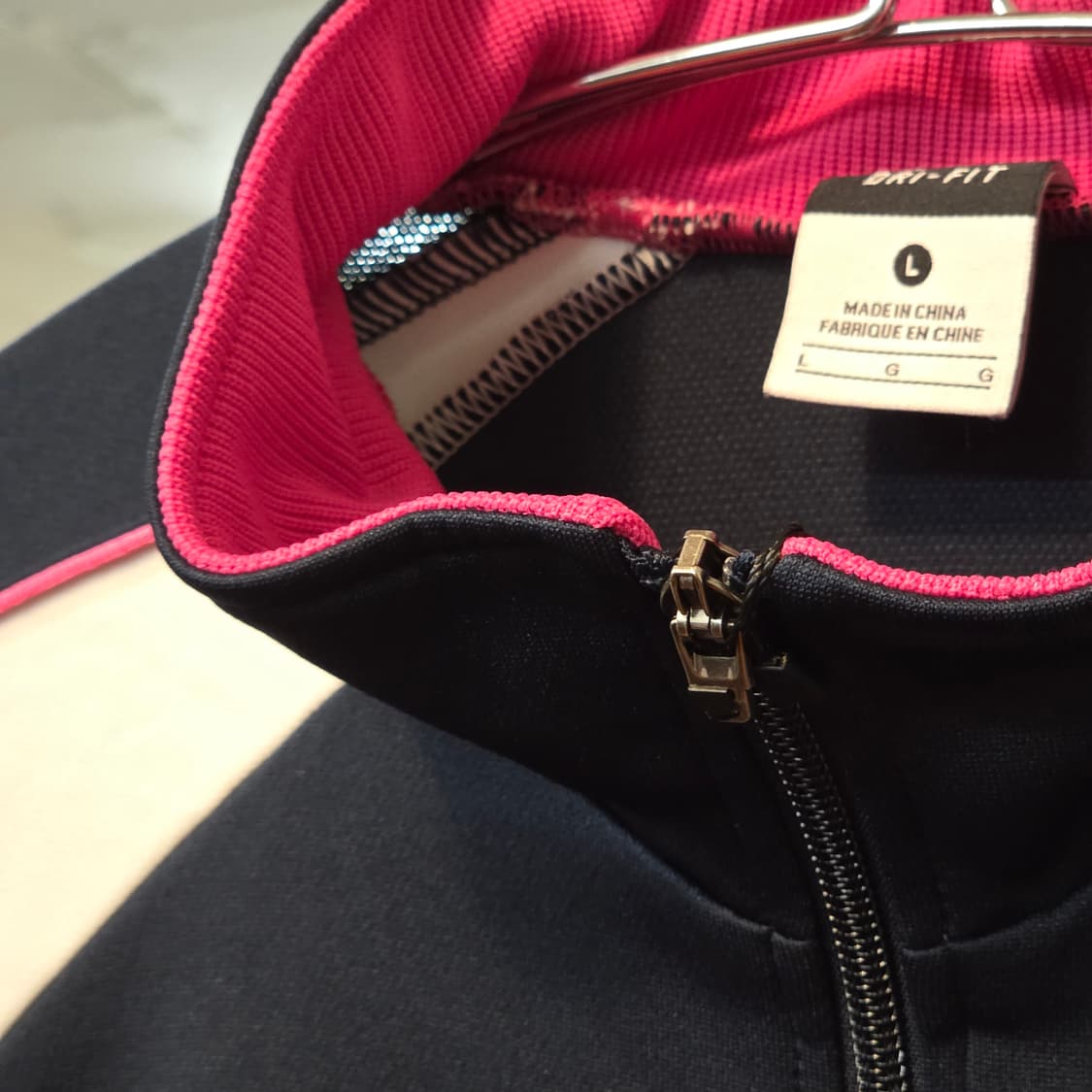 나이키 일본판 핑크 네이비 져지 트랙탑 상품이미지4