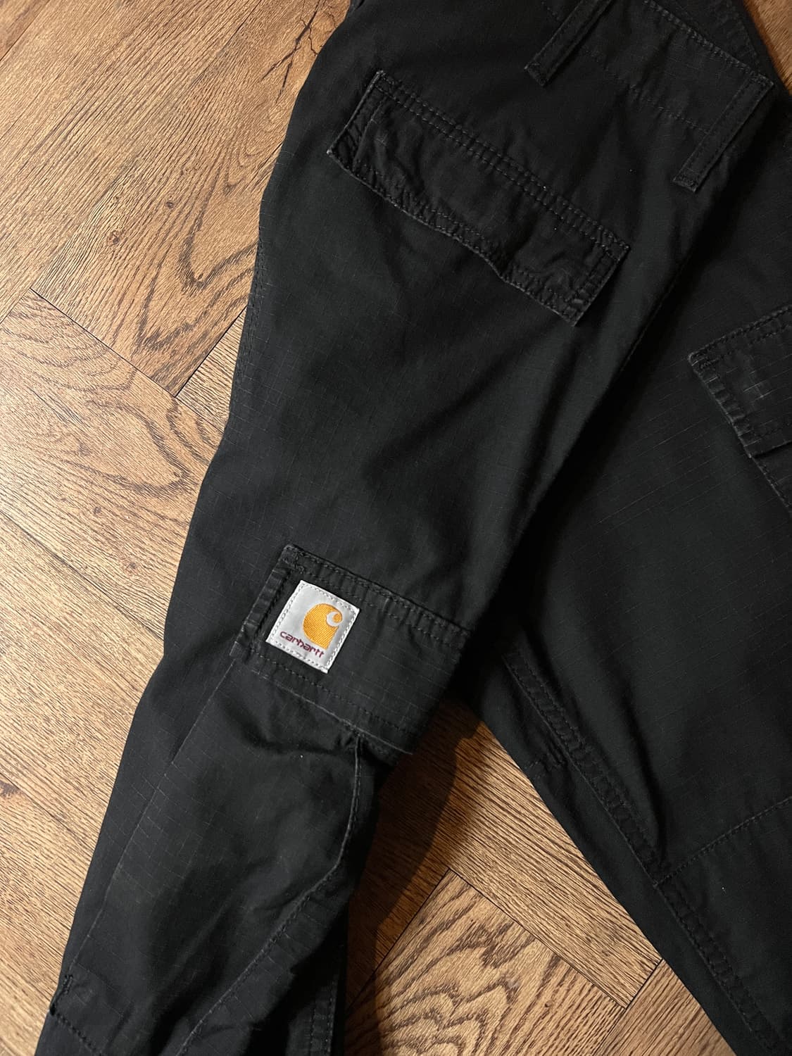 [30]칼하트 WIP 블랙 립스탑 레귤러 카고 팬츠 상품이미지5