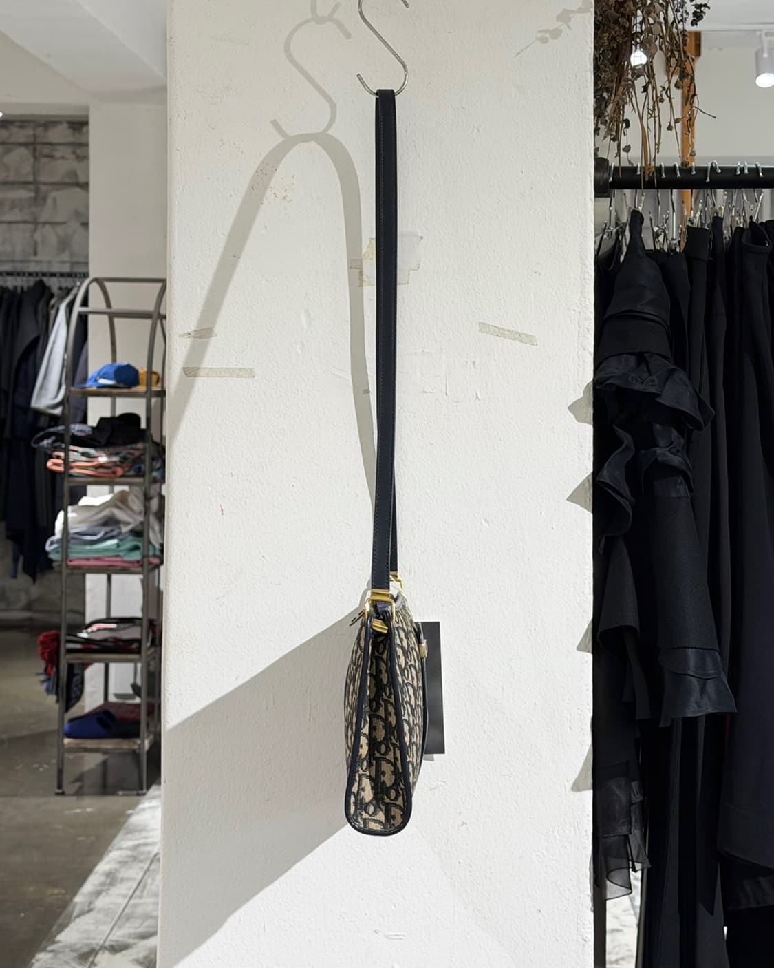 크리스찬 디올 오블리크 캔버스 숄더백 상품이미지3