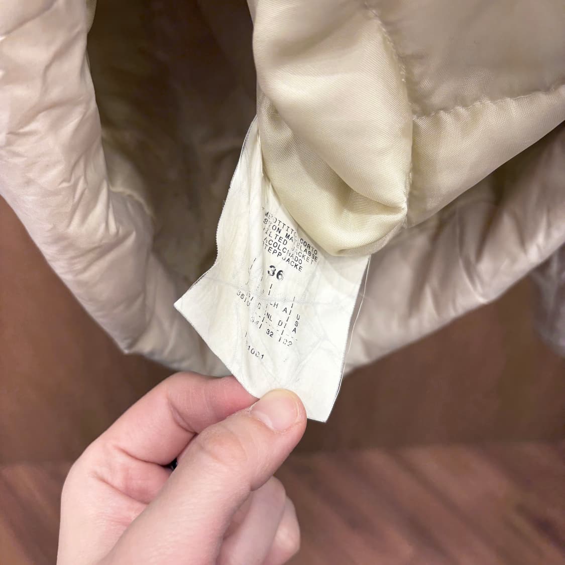 막스앤코 숏 패딩 자켓 넥 라인 퍼 트리밍 미니멀 포켓 디테일 아이보리 상품이미지7