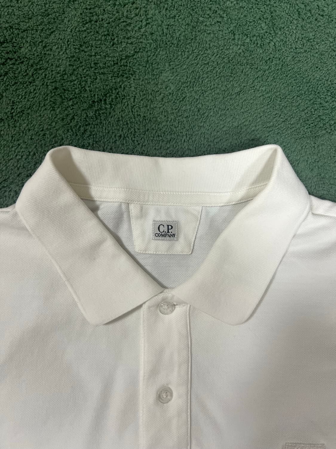 C.P.컴퍼니 화이트 카라 반팔 상품이미지4